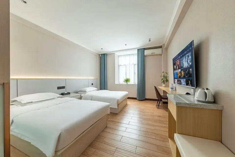 Jingang Hostel (Shenzhen Longhua Bus Station)