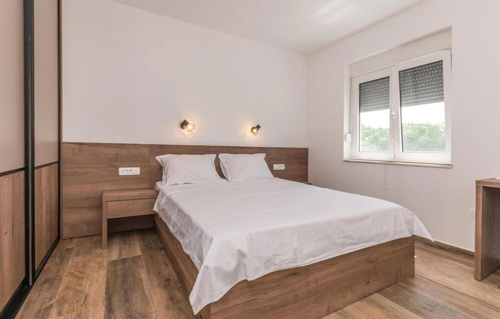 Stunning Apartment in Turanj With Wifi and 2 Bedrooms