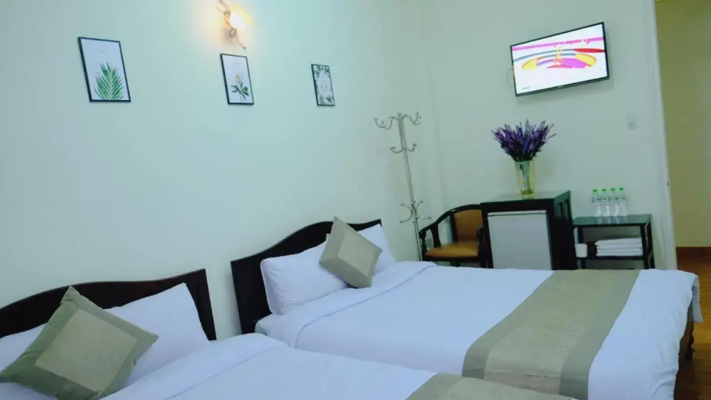 Hotel Le Huynh