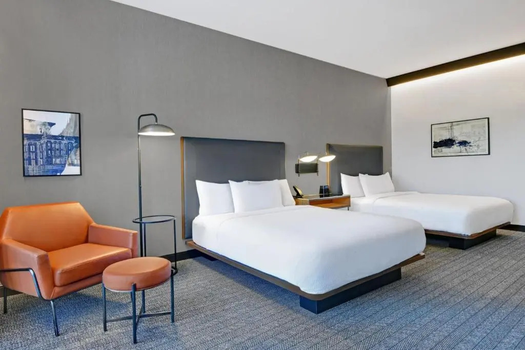 Courtyard by Marriott Hamilton