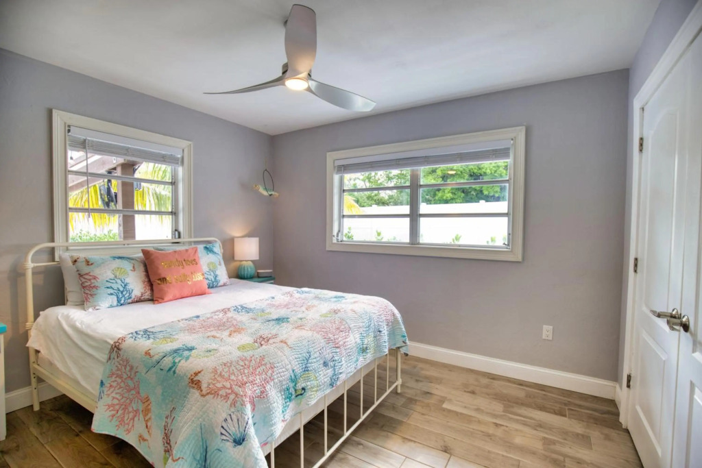 Peaceful, Hot Tub, Near Siesta Key, 3 Bed, 2 Bath