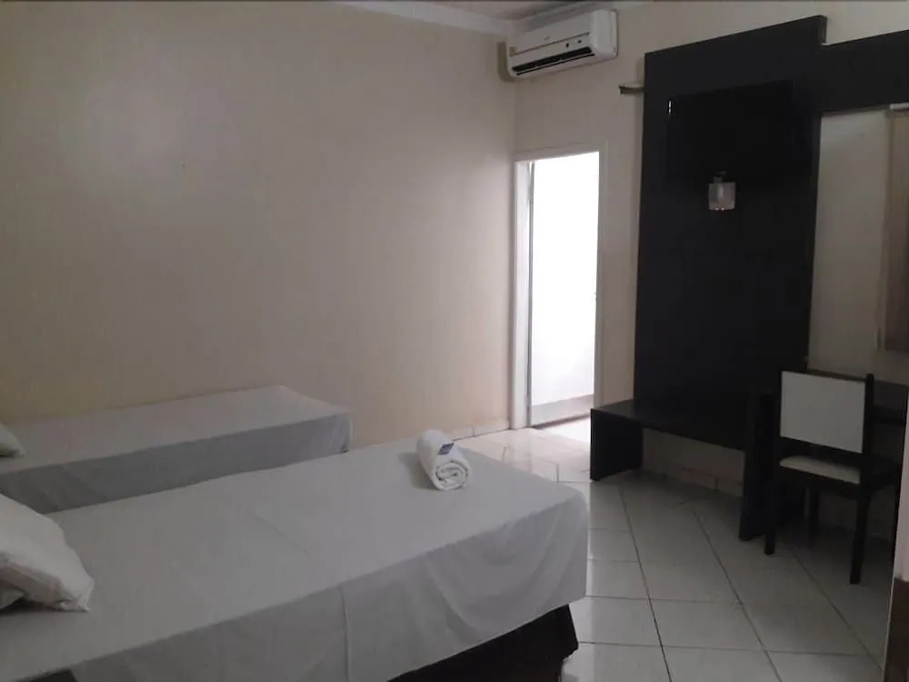 Hotel Express - Leva e busca no aeroporto grátis 24 horas