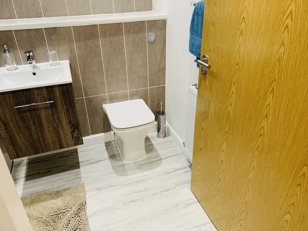 Brand new Stunning 2 bed Apartment Close to City