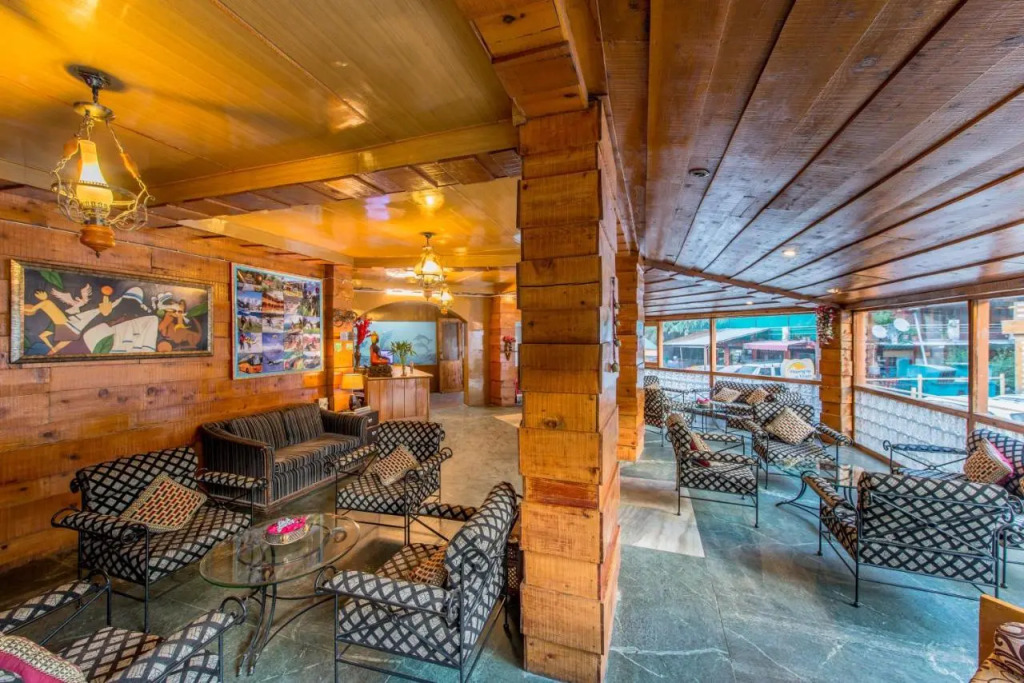 Hotel D'Chalet