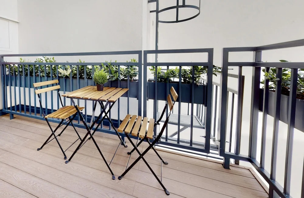 ALON HOMES Vienna - Premium City Center Apartments