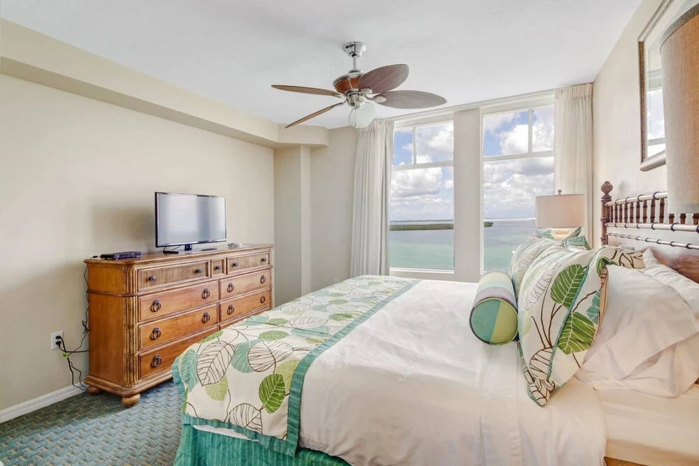 Lovers Key Resort 905