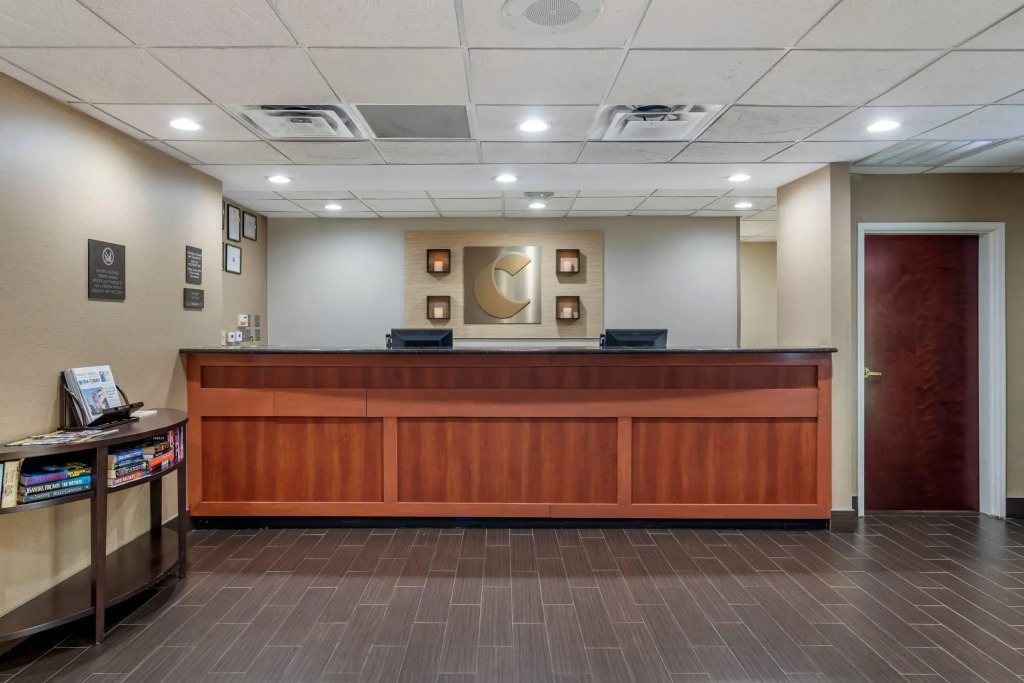 Comfort Suites Woodstock - Atlanta North