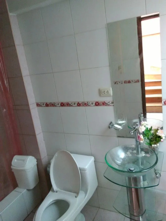 Shanell House - Hostel