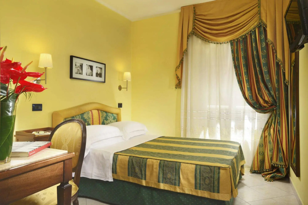 Hotel Tuscolana
