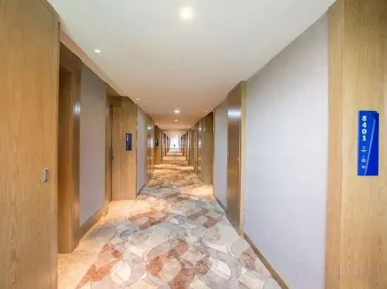 Guiyi Hotel (Guiyang Guanshanhu District Southwest International Trade City Store)