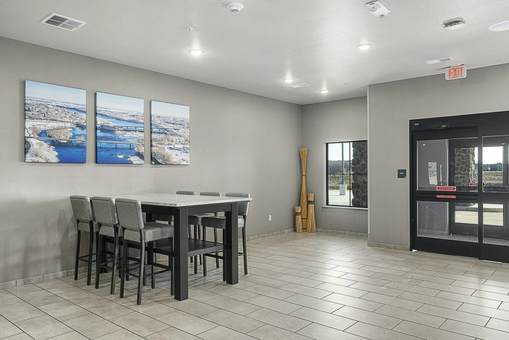 Riverstone Suites by Cobblestone Hotels - Chippewa Falls