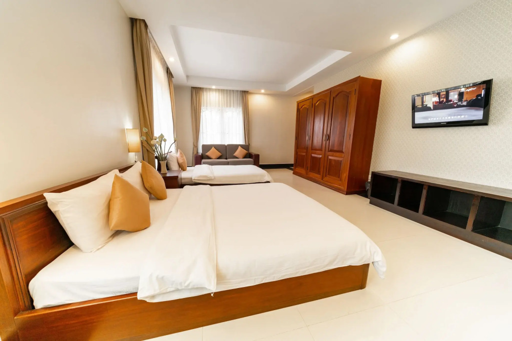 Skyline Boutique Hotel