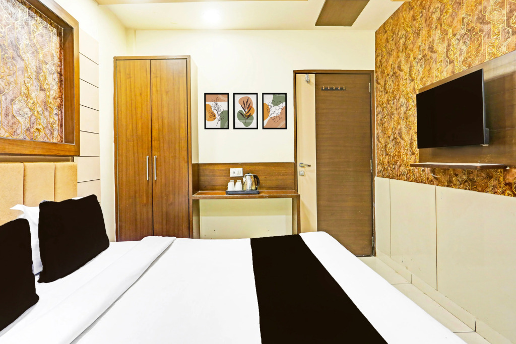 Hotel O Kesarganj Formerly Suman Palace