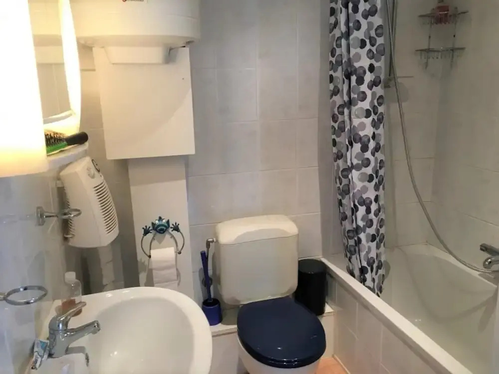 Apartment Near Zeedijk Beach Promenade