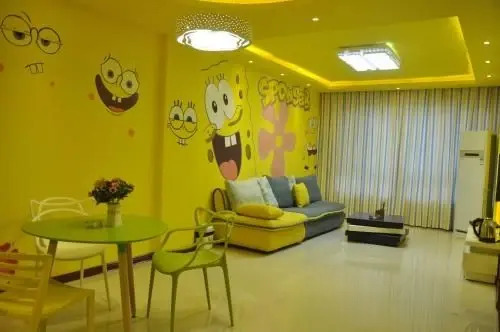 Huazhong Theme Apartment Hotel