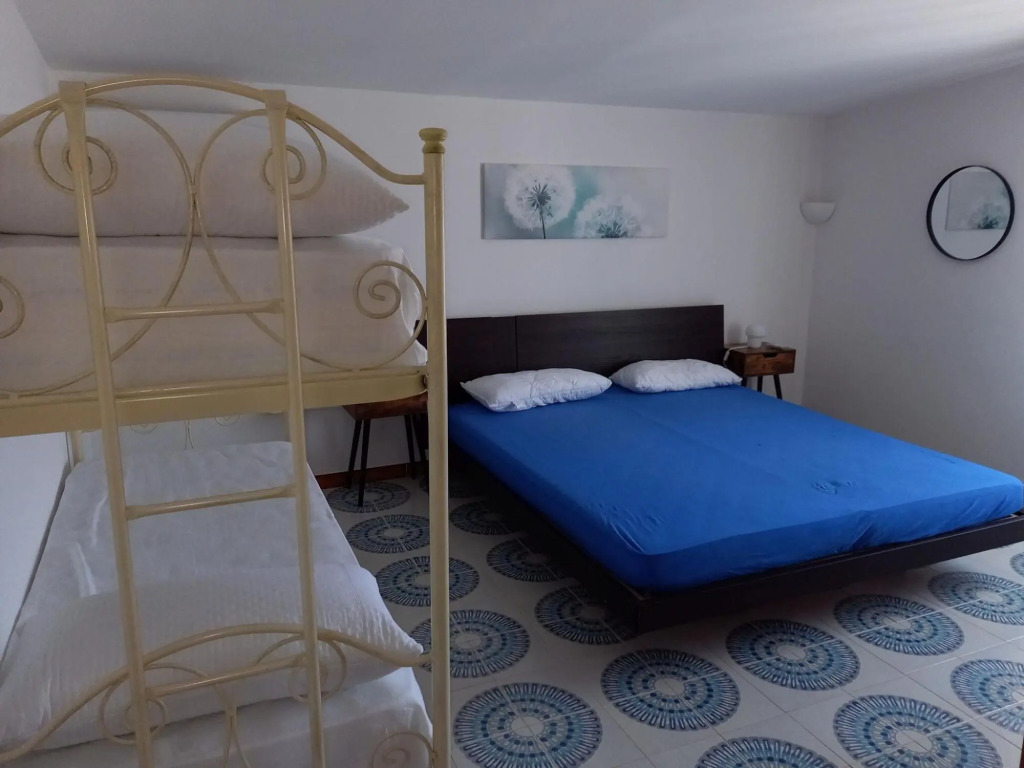 Apartment Casa Gino with sea views in San Pietro in Bavegna