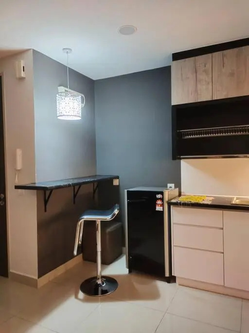 Urban360 Pool view /stylist design with Netflix