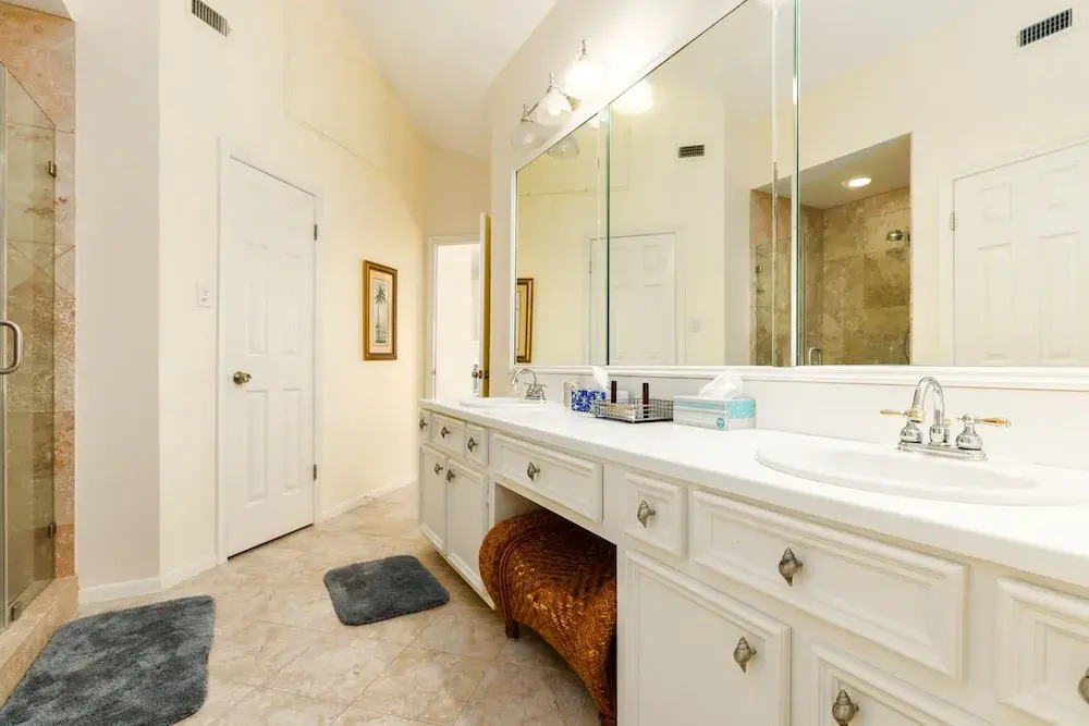 3409 Galveston - 4 Br Home