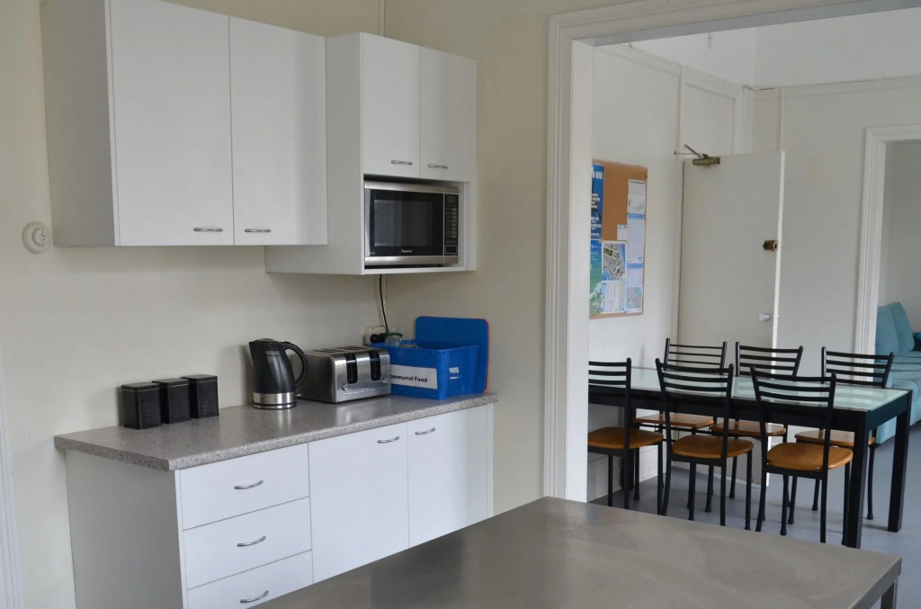 Manly Beach Guesthouse