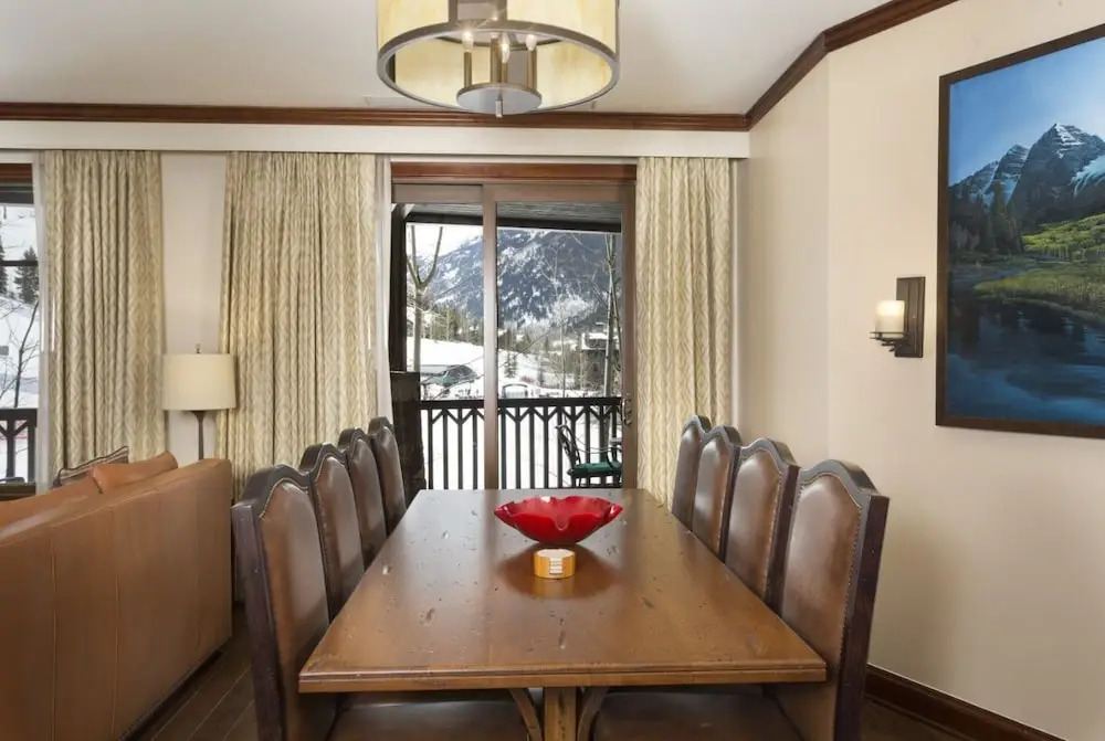 Aspen Ritz-carlton 2 Bedroom Ski In, Ski Out Residence