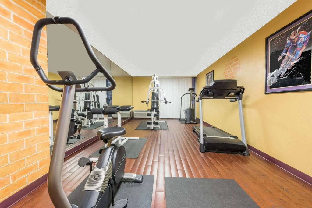 Staybridge Suites Dallas Market Ctr Love Field by IHG