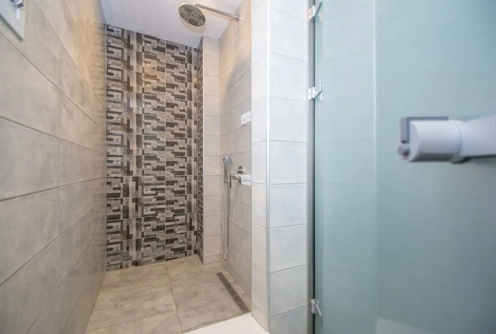 Victor Junior Suite by "elite"
