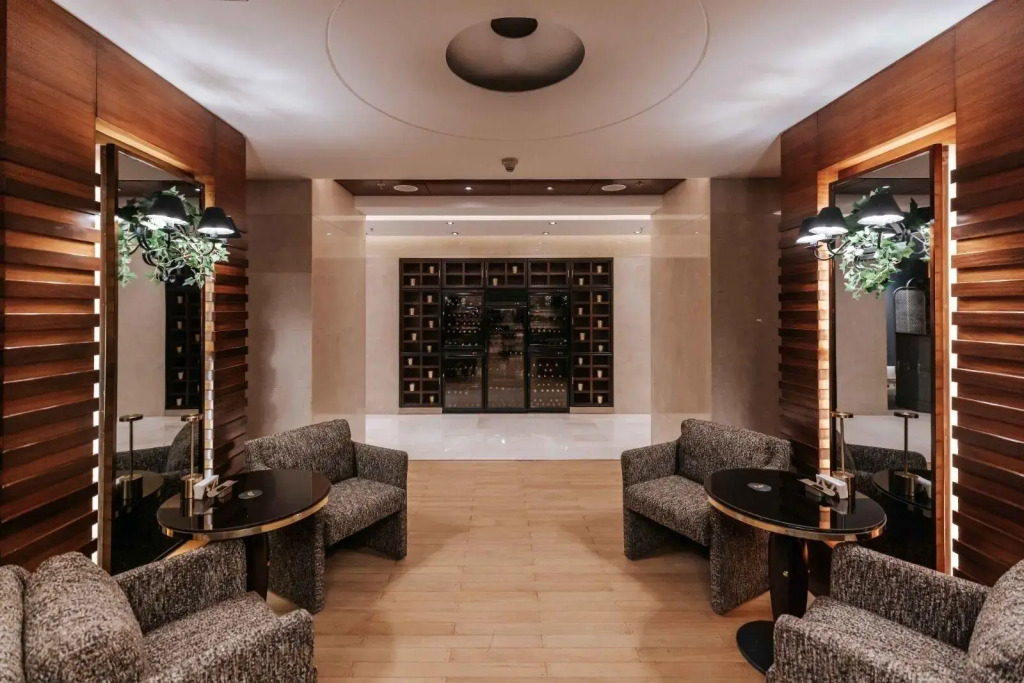 Coral Beach Hotel And Resort Beirut