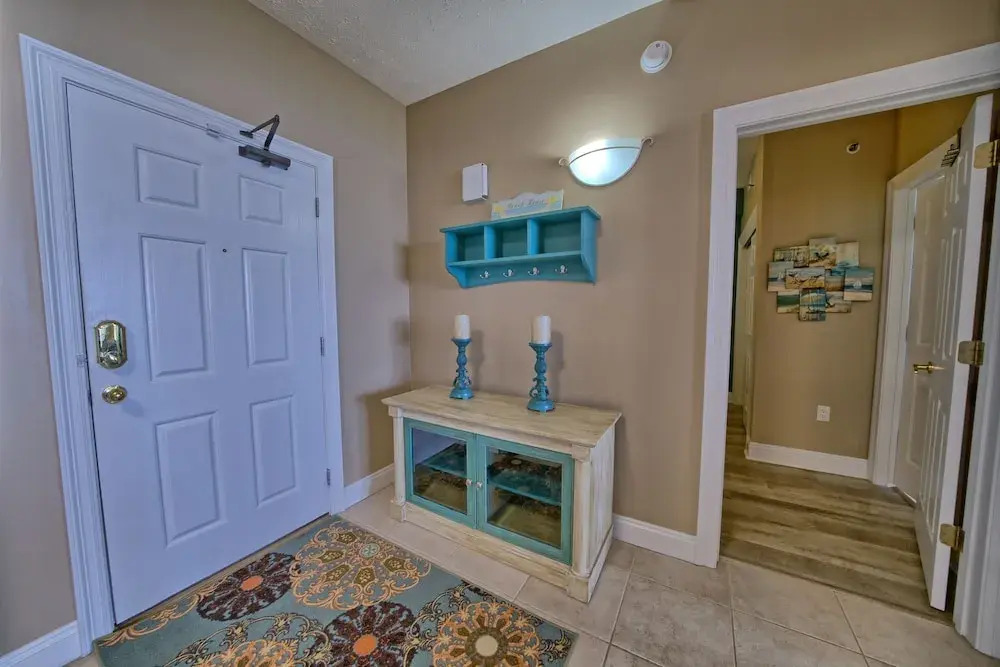 Amazing Tropical Condo with Complimentary Beach Chairs and Umbrellas - Unit 0706 by RedAwning