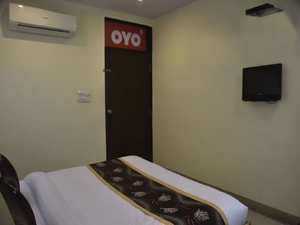 OYO 8040 Hotel Ananta Inn