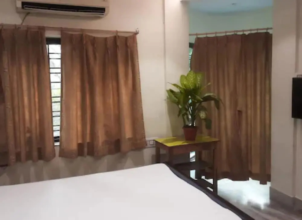 Goroomgo Sai Guest House Jadavpur Kolkata