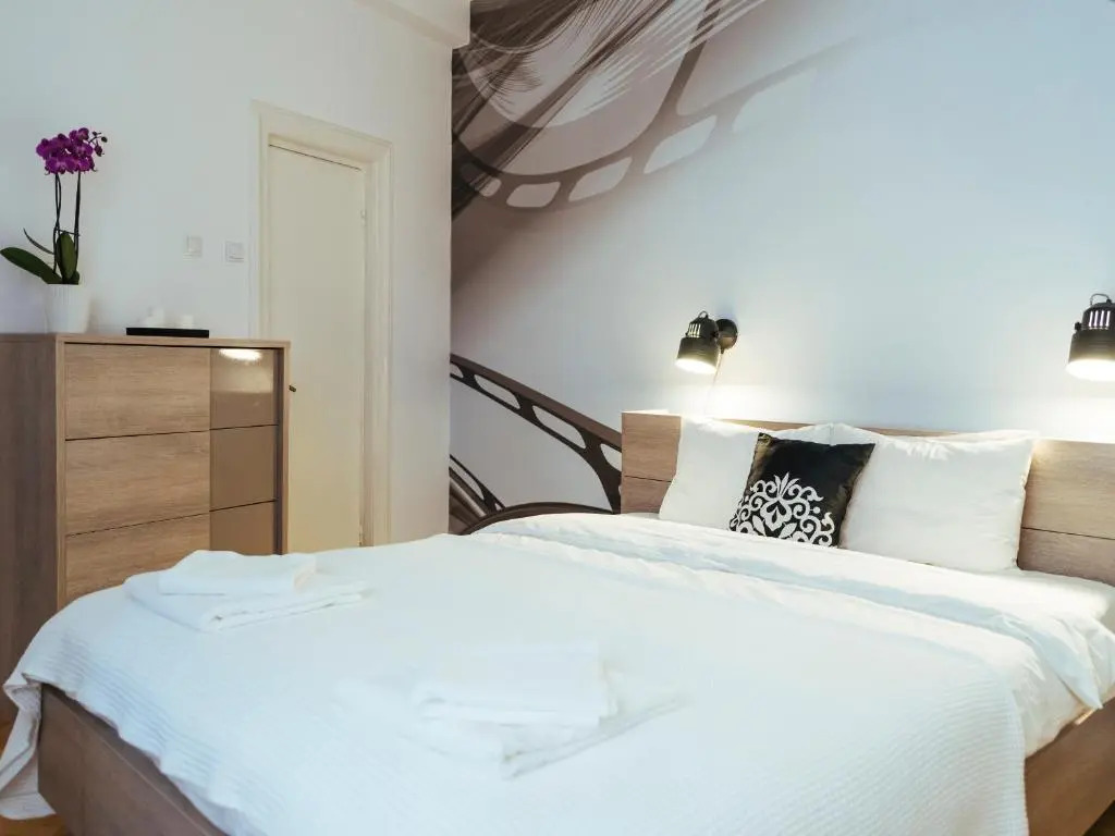 Alba Apartment on Calea Victoriei