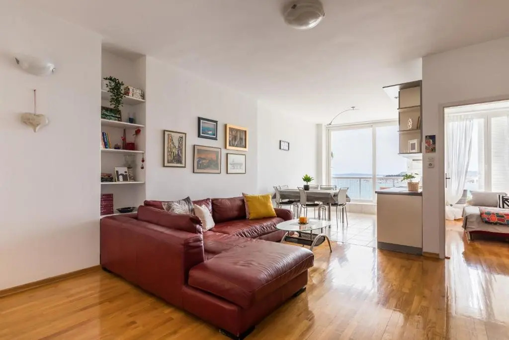 5th FLOOR Apartment