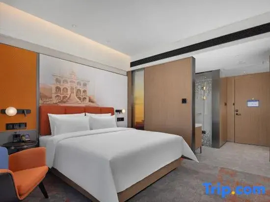 Xinyang Hampton by Hilton Hotel