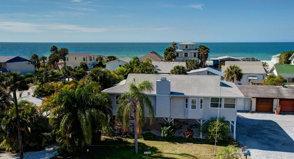 Avenue E By The Sea Apartment 4