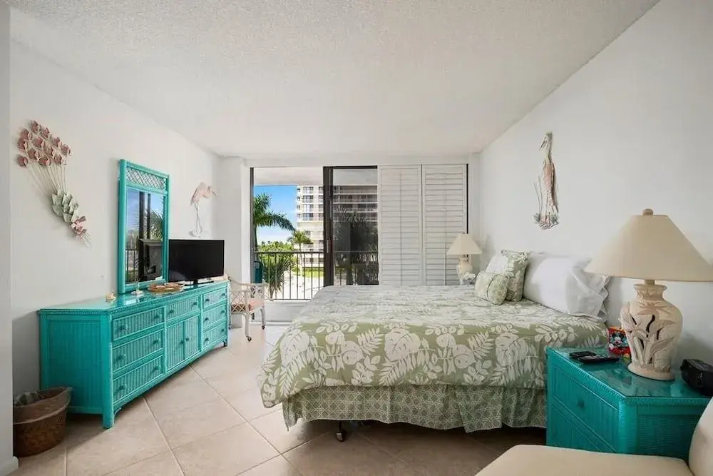 Seaview Private Home #63532 2 Bedrooms 2 Bathrooms Home