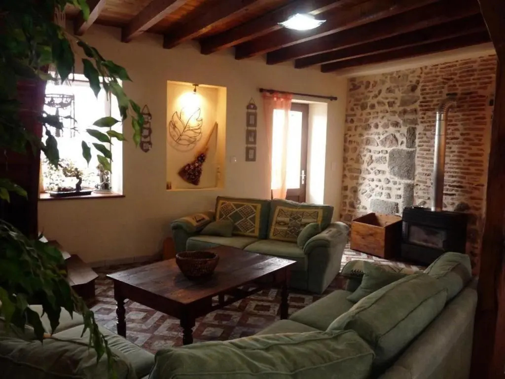 Maison de campagne avec animaux acceptés à Nizerolles - FR-1-489-137