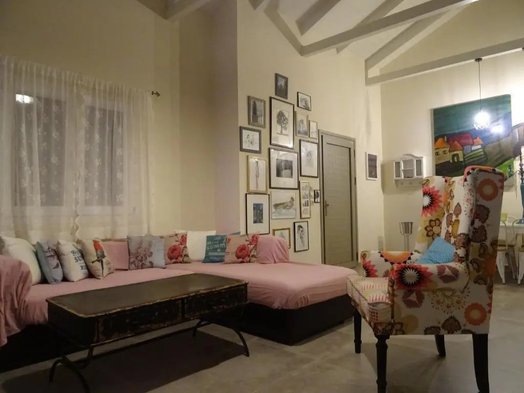 Artistsvillas-Vasia