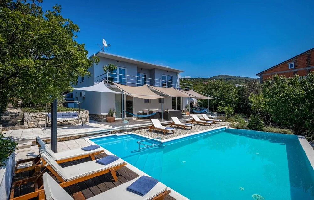 Nice Home in Crikvenica With 4 Bedrooms, Outdoor Swimming Pool and Heated Swimming Pool