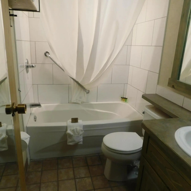 Douglas Fir Resort & Chalets