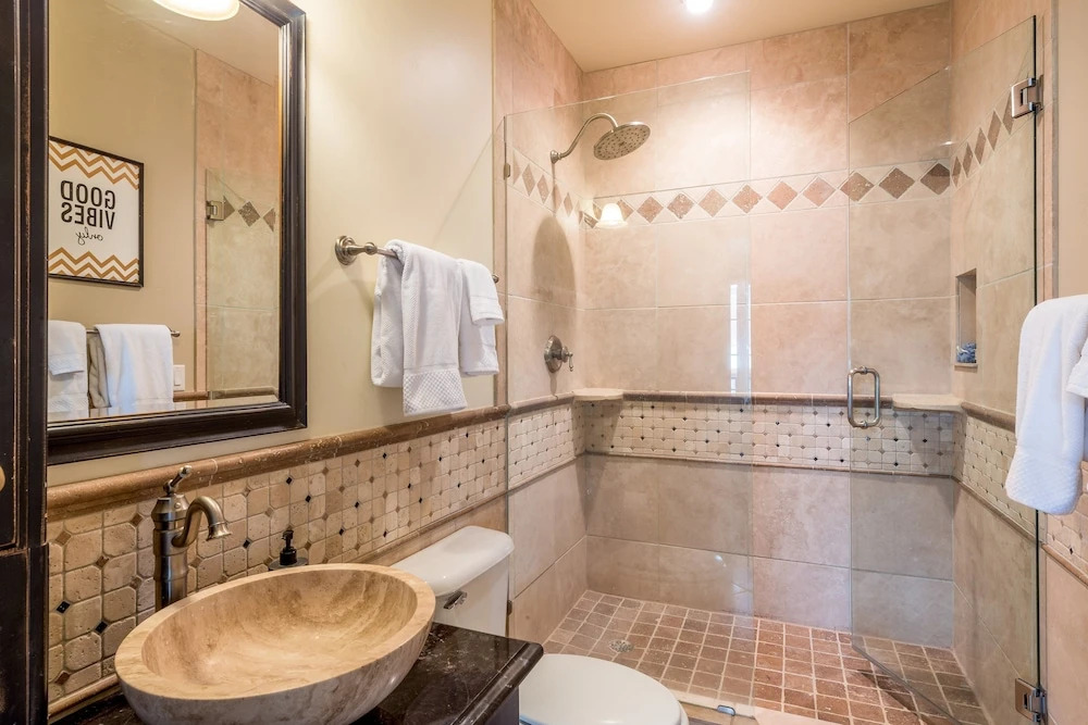 135 Street Steamboat Condo - 2 Br condo by RedAwning