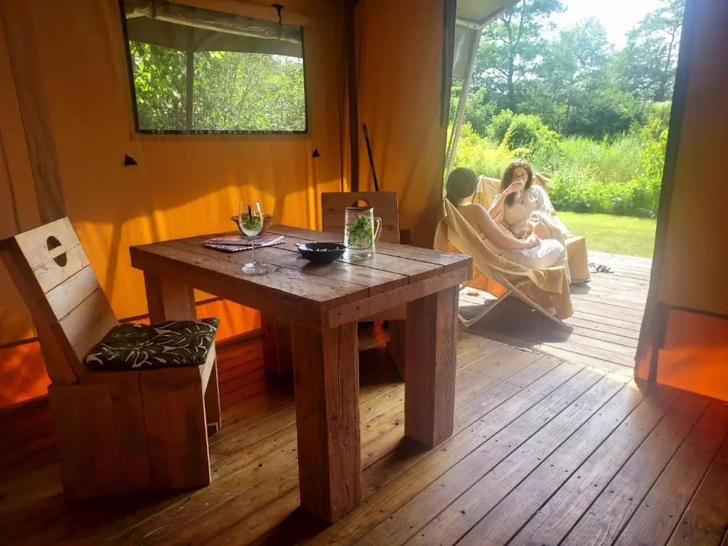 Uylkenshof safaritenten en natuurhuisjes