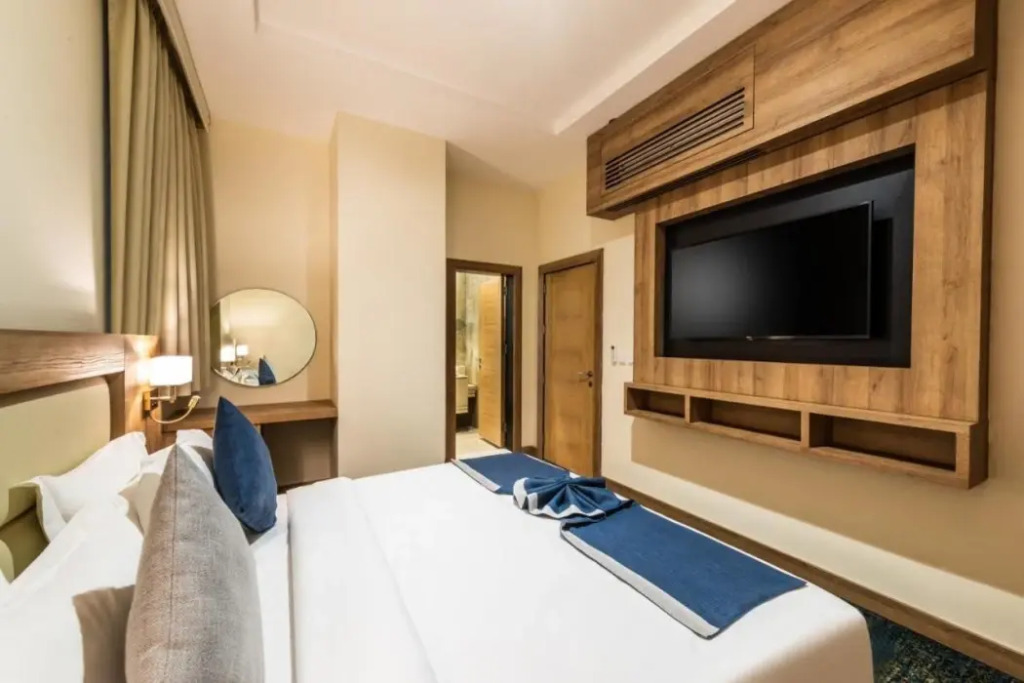 Отель Sunday Luxury Central formerly Anan hotel