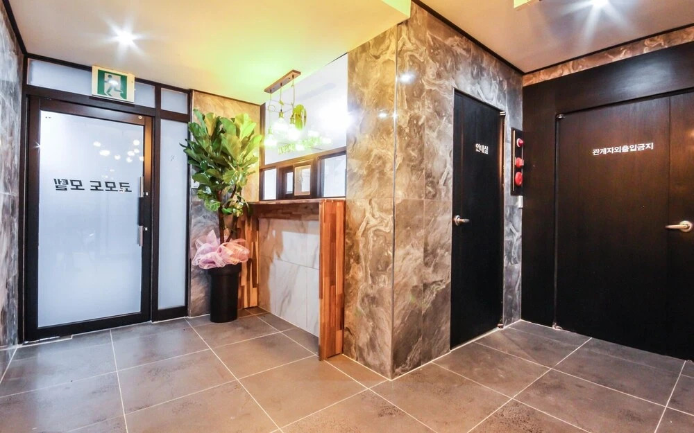Samcheonpo Comodo motel