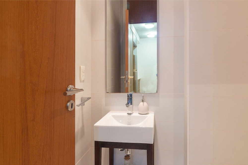 Oceana Suites Be House