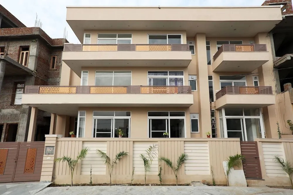 OYO 10864 Hotel Fernweh Homestay