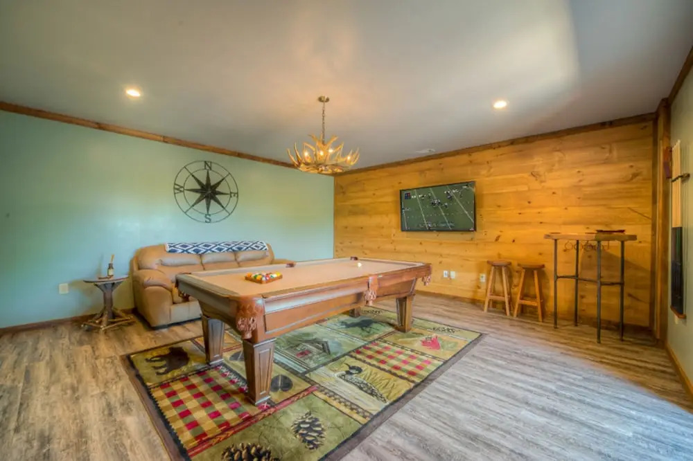 Wolfs Den by Escape to Blue Ridge