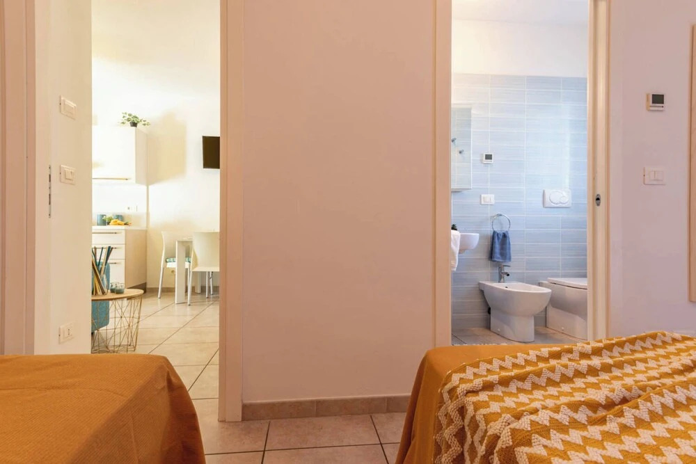 Pool View Apartment With Private Enclosed Garden
