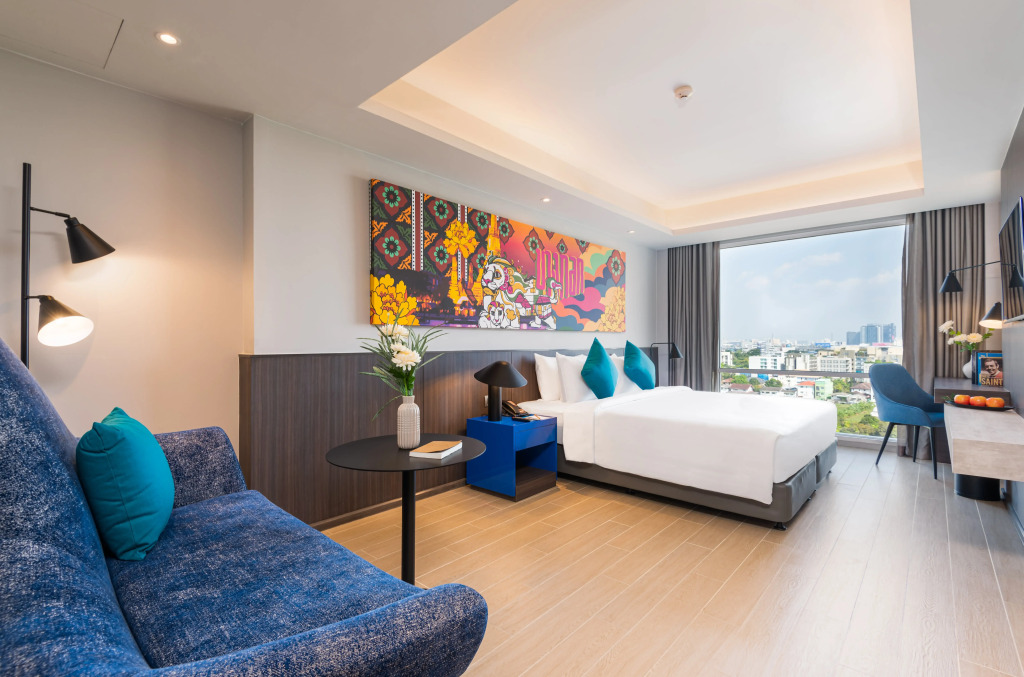 Отель Maitria Hotel Rama 9 Bangkok