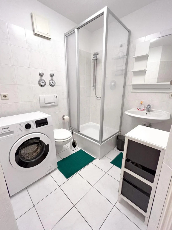 2 Zimmer City Apartment mit Terrasse und Tiefgaragenstellplatz in Zentrum von Leipzig