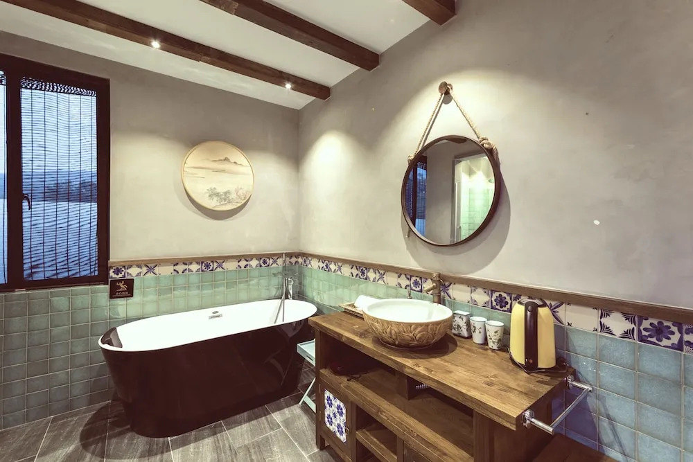 ANANI Inn